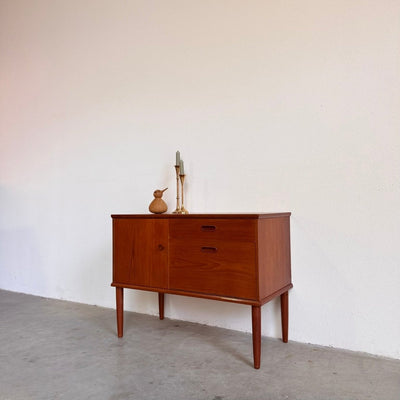 
                  
                    Vintage klein sideboard teak - LOUI.STORE
                  
                