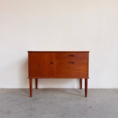 
                  
                    Vintage klein sideboard teak - LOUI.STORE
                  
                