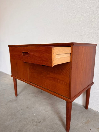 
                  
                    Vintage klein sideboard teak - LOUI.STORE
                  
                