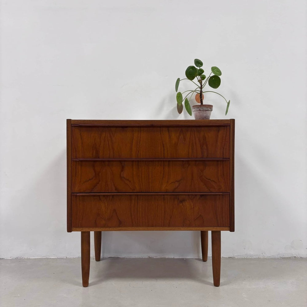 Vintage kleine ladekast 3* teak - LOUI.STORE