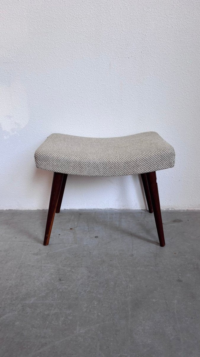 
                  
                    Vintage krukje teak zand - LOUI.STORE
                  
                