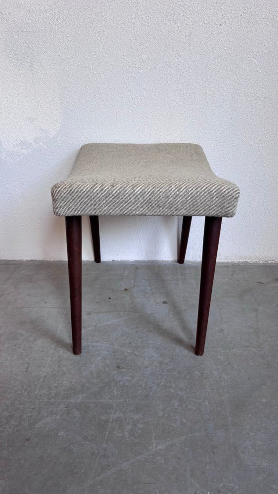 
                  
                    Vintage krukje teak zand - LOUI.STORE
                  
                