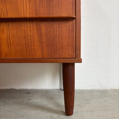 
                  
                    Vintage laag ladekastje 4* teak - LOUI.STORE
                  
                