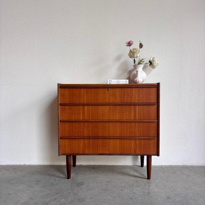 Vintage ladekast 4* teak rechte handgreep - LOUI
