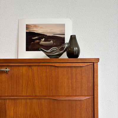 
                  
                    Vintage ladekast 4* teak slanke greep - LOUI.STORE
                  
                