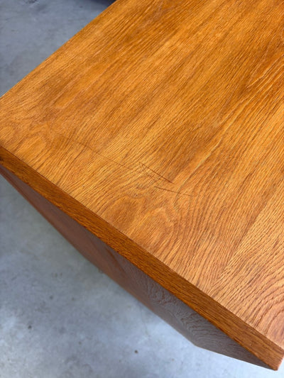 
                  
                    Vintage ladekast 5* eiken - LOUI.STORE
                  
                