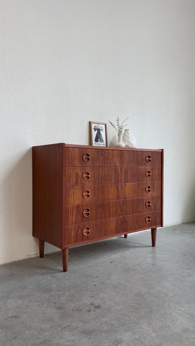 
                  
                    Vintage ladekast 5* ronde greep - LOUI.STORE
                  
                