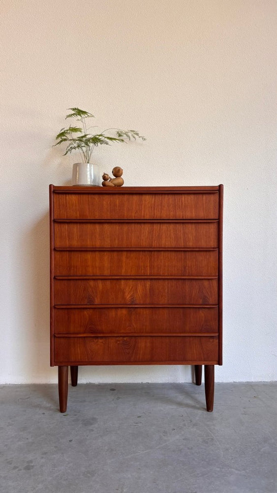 
                  
                    Vintage ladekast 6* lange greep - LOUI.STORE
                  
                