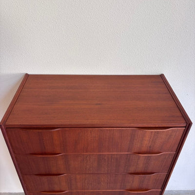 
                  
                    Vintage ladekast 6* teak diepe lades - LOUI
                  
                