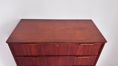 
                  
                    Vintage ladekast 6* teak hoog - LOUI.STORE
                  
                