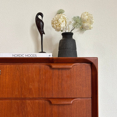 Vintage ladekast 6* teak ronde hoek - LOUI.STORE