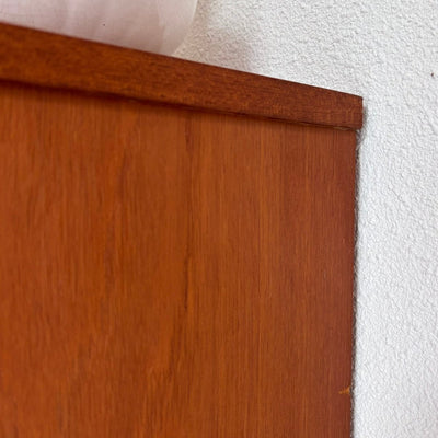 
                  
                    Vintage ladekast 8* tall boy teak - LOUI
                  
                