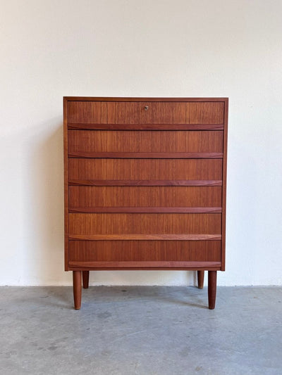 
                  
                    Vintage ladekast greep onder lade - LOUI.STORE
                  
                