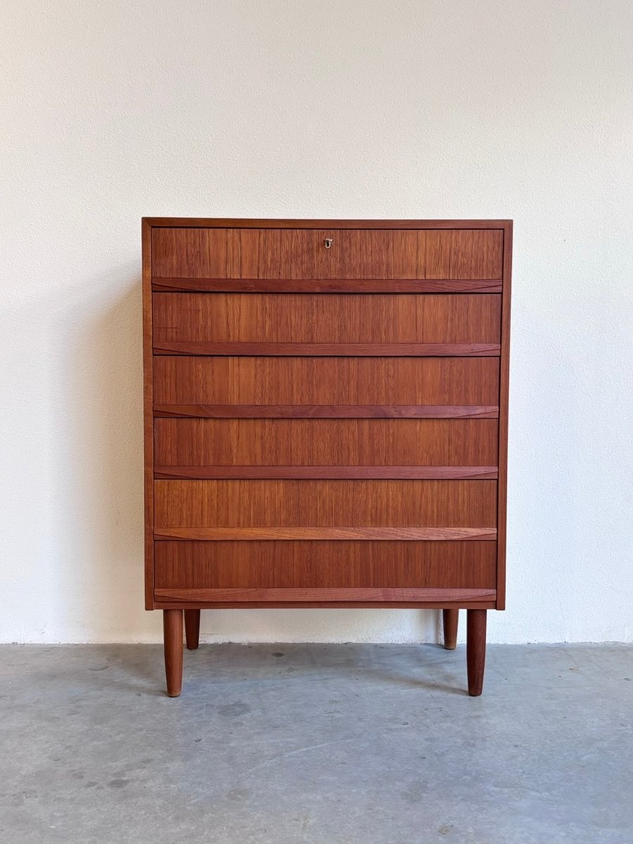
                  
                    Vintage ladekast greep onder lade - LOUI.STORE
                  
                