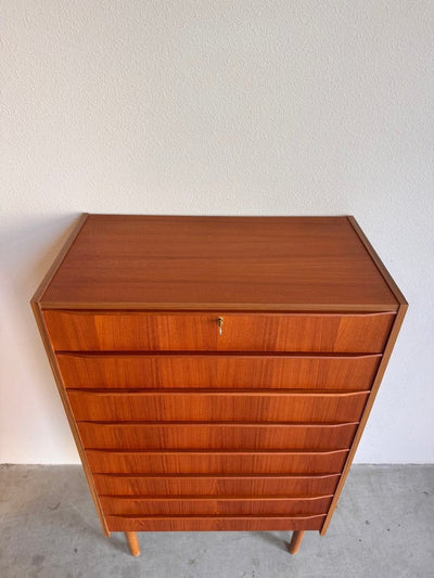 
                  
                    Vintage ladekast hoog 8* - LOUI.STORE
                  
                