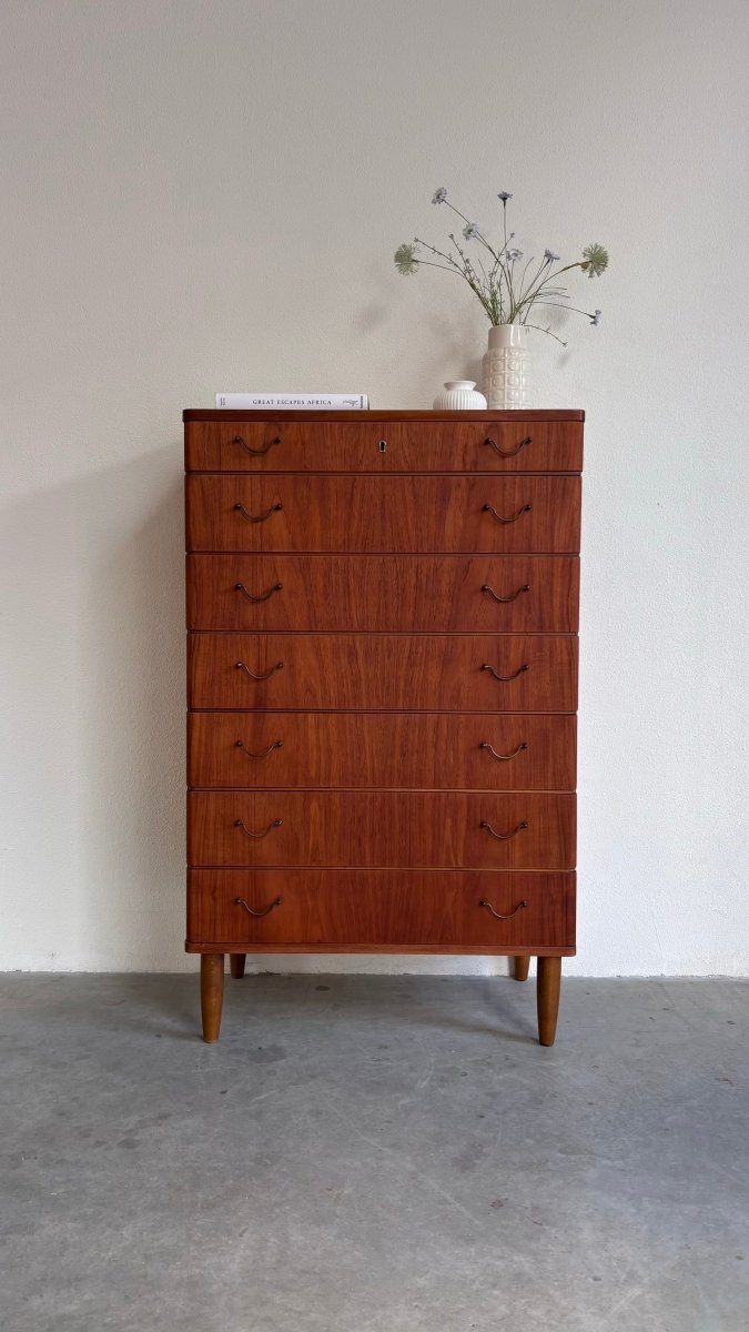 
                  
                    Vintage ladekast metalen greepje - LOUI.STORE
                  
                
