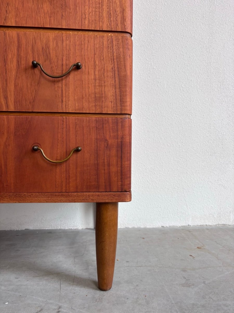 
                  
                    Vintage ladekast metalen greepje - LOUI.STORE
                  
                