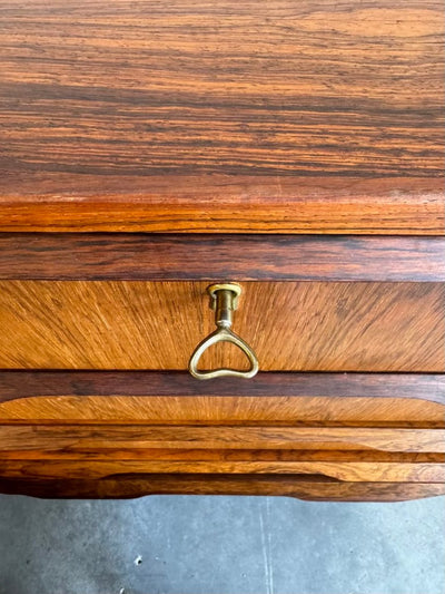 
                  
                    Vintage ladekast palissander 6* - LOUI.STORE
                  
                