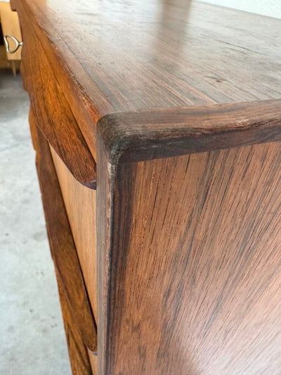 
                  
                    Vintage ladekast palissander 6* - LOUI.STORE
                  
                