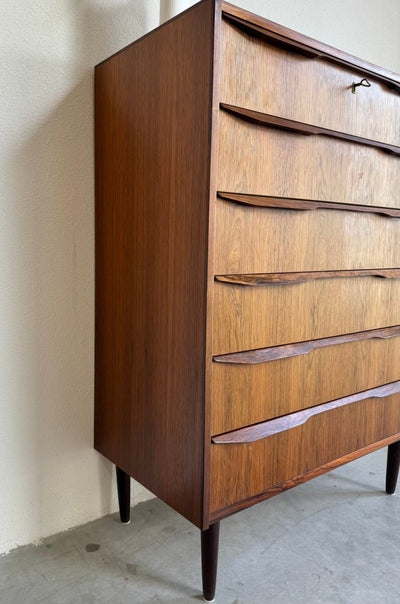 
                  
                    Vintage ladekast palissander 6* - LOUI.STORE
                  
                