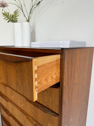 
                  
                    Vintage ladekast palissander 6* - LOUI.STORE
                  
                