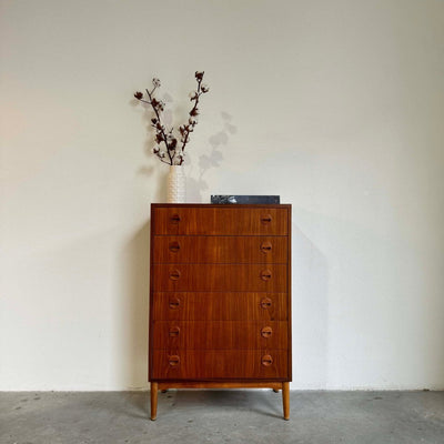 
                  
                    Vintage ladekast ronde greep 6* - LOUI.STORE
                  
                