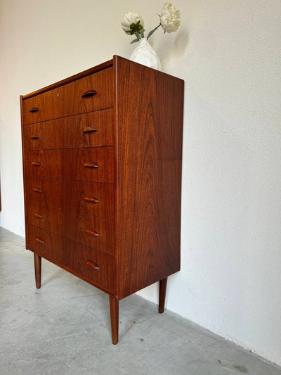 
                  
                    Vintage ladekast ronde greep 6* - LOUI.STORE
                  
                