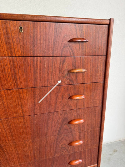 
                  
                    Vintage ladekast ronde greep 6* - LOUI.STORE
                  
                