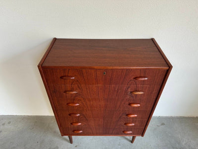 
                  
                    Vintage ladekast ronde greep 6* - LOUI.STORE
                  
                