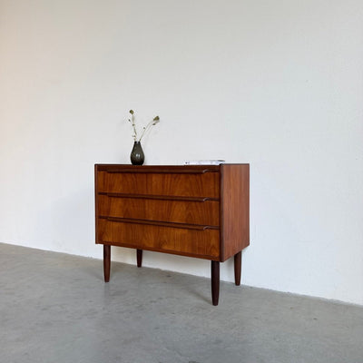 
                  
                    Vintage ladekast teak 3* - LOUI
                  
                