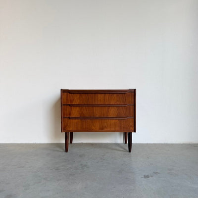 
                  
                    Vintage ladekast teak 3* - LOUI
                  
                