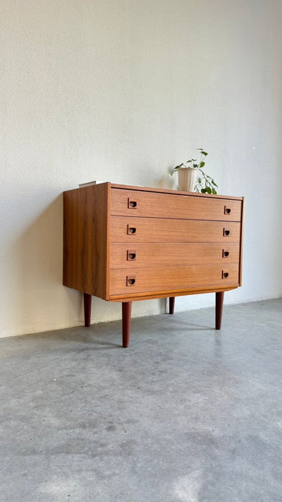 
                  
                    Vintage ladekast teak 4* - LOUI.STORE
                  
                