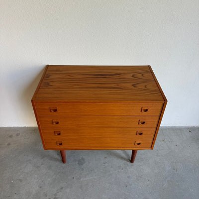 
                  
                    Vintage ladekast teak 4* - LOUI.STORE
                  
                