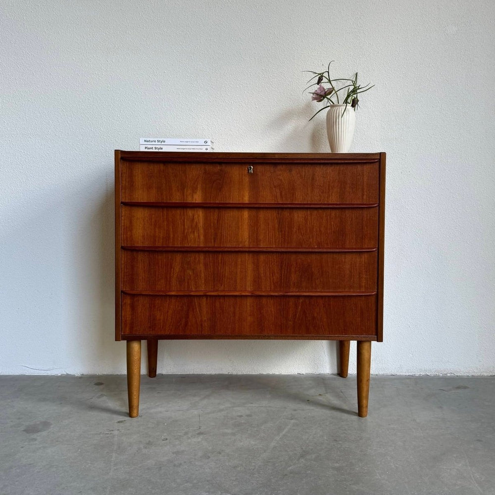 Vintage ladekast teak 4* - LOUI.STORE