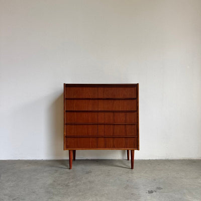 
                  
                    Vintage ladekast teak 5* - LOUI
                  
                