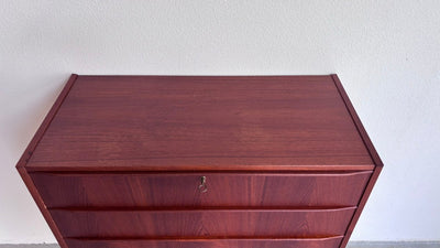 
                  
                    Vintage ladekast teak 5* - LOUI.STORE
                  
                