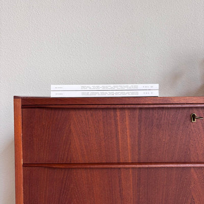 
                  
                    Vintage ladekast teak 5* - LOUI.STORE
                  
                