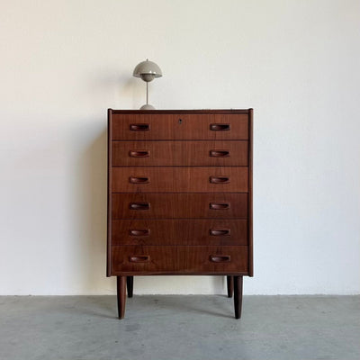 
                  
                    Vintage ladekast teak 6* - LOUI
                  
                