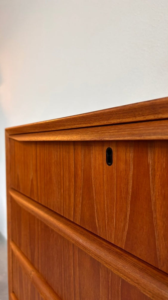 
                  
                    Vintage ladekast teak 6* - LOUI.STORE
                  
                