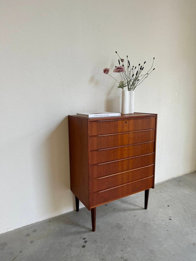 
                  
                    Vintage ladekast teak 6* - LOUI.STORE
                  
                