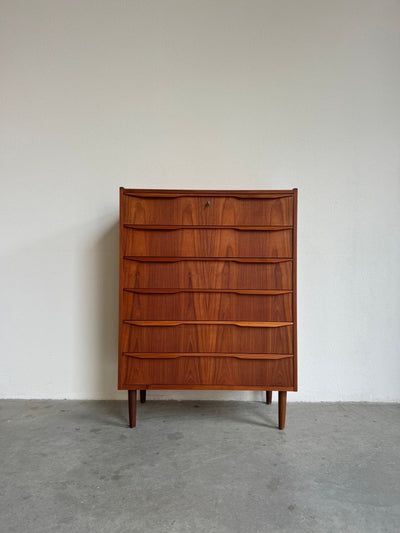 
                  
                    Vintage ladekast teak 6* - LOUI.STORE
                  
                