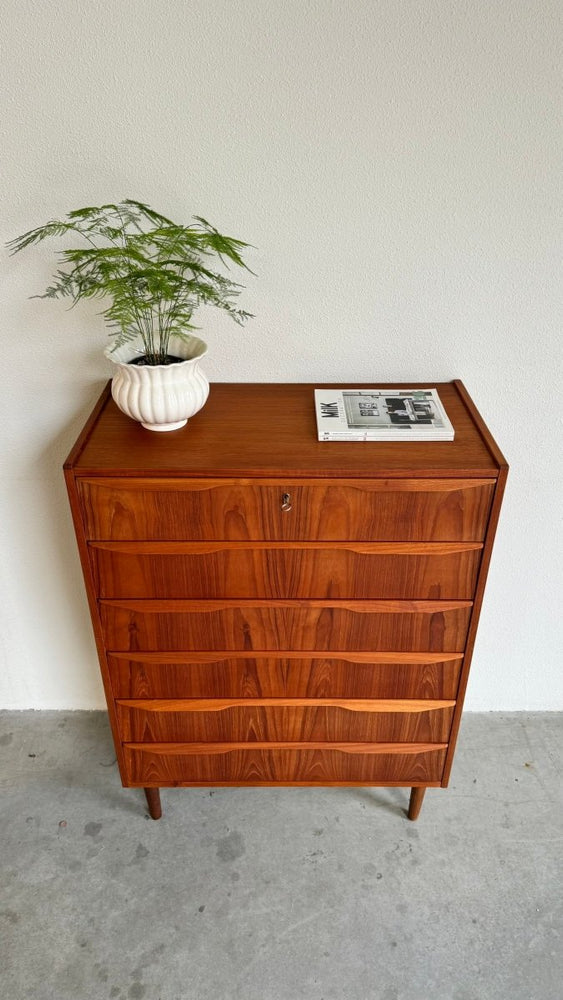 
                  
                    Vintage ladekast teak 6* - LOUI.STORE
                  
                