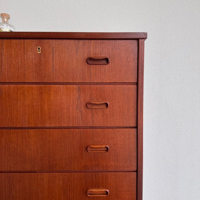 
                  
                    Vintage ladekast teak 6* - LOUI.STORE
                  
                