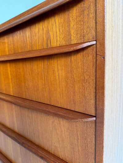 
                  
                    Vintage ladekast teak 6* - LOUI.STORE
                  
                