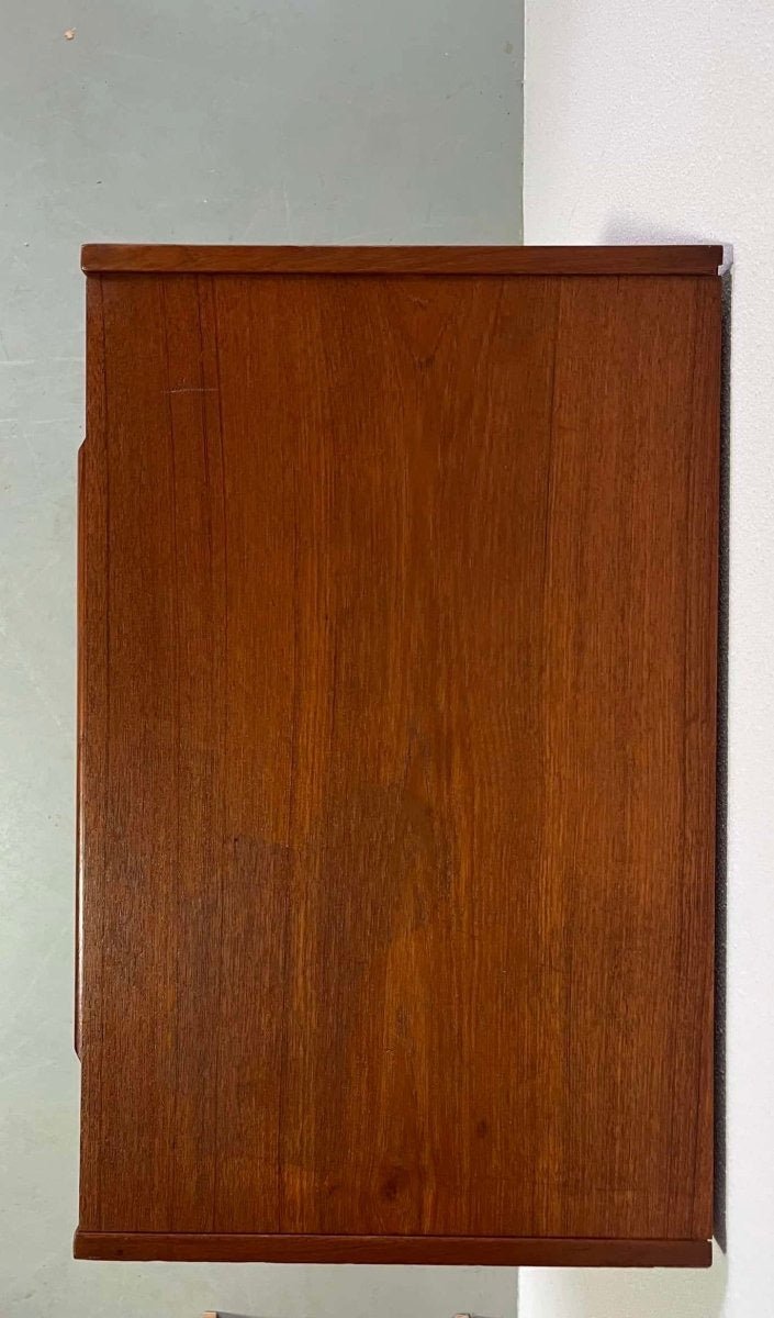 
                  
                    Vintage ladekast teak smal 6* - LOUI.STORE
                  
                