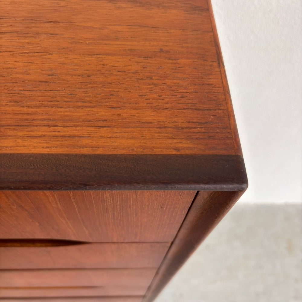 
                  
                    Vintage ladekast teruggevallen greep - LOUI.STORE
                  
                