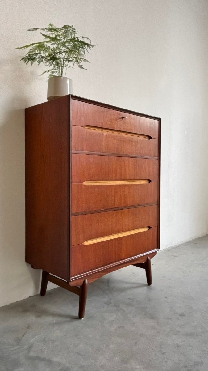 
                  
                    Vintage ladekast teruggevallen greep - LOUI.STORE
                  
                