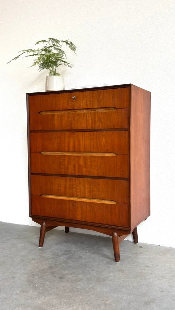 
                  
                    Vintage ladekast teruggevallen greep - LOUI.STORE
                  
                