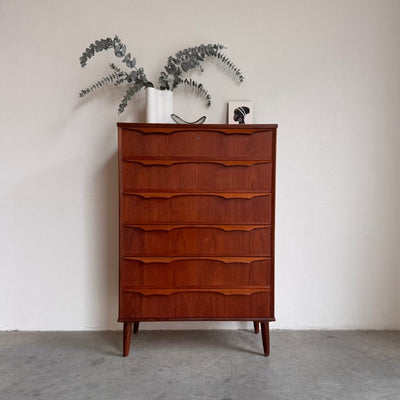 Vintage ladekast ‘vleermuis’ greep teak 6* - LOUI.STORE