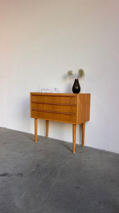 
                  
                    Vintage ladekastje eiken 3* - LOUI.STORE
                  
                